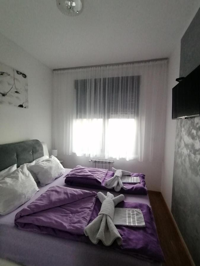 Apartman Gallery Square - Pupin Palace Leilighet Novi Sad Eksteriør bilde